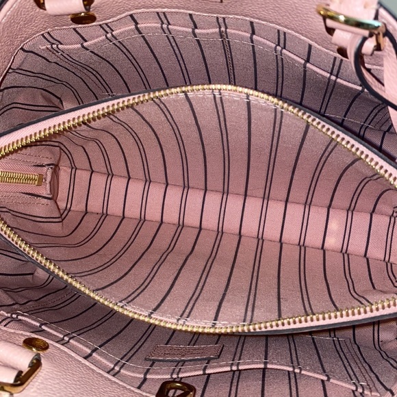 Authentic Louis Vuitton Rose Poudre Montaigne BB - Picture 4 of 6